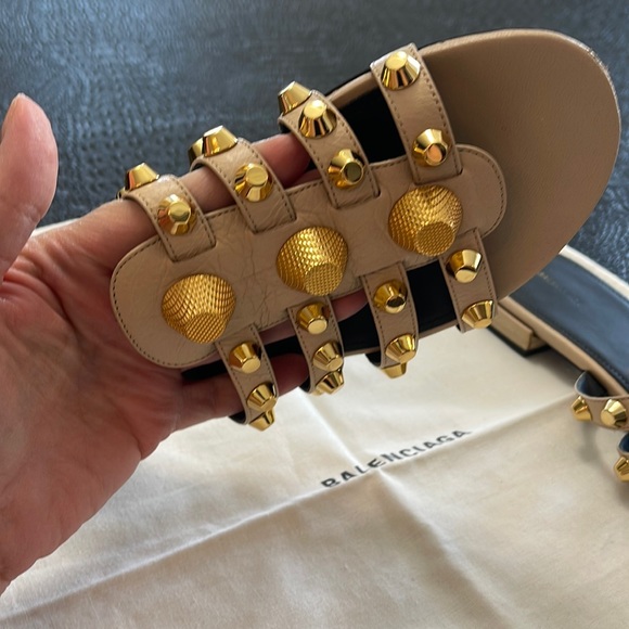 Balenciaga Sandel in Beige Size 39 1/2 - Picture 3 of 9